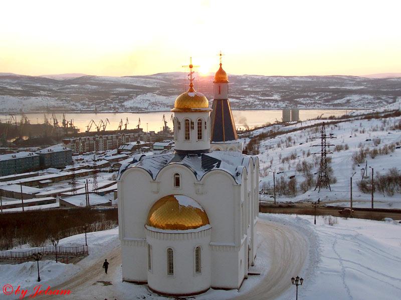 Спас на водах мурманск высота. Спас на Водах Мурманск. Церковь Мурманск. Храм Мурманск зимой. Церковь Спаса на Водах Мурманск.